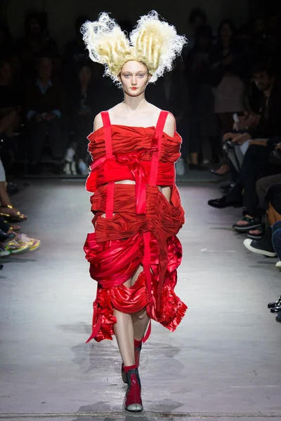 Look 8